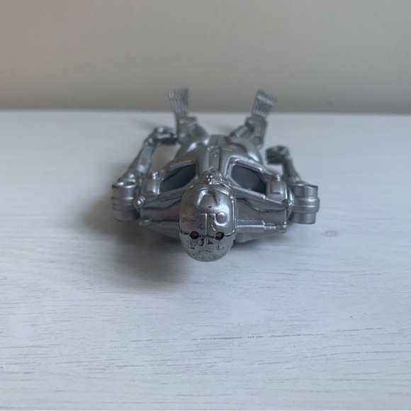 Vintage 1991 Techno-Punch T-800 Figure Terminator 2 Carolco Kenner - Picture 7 of 9